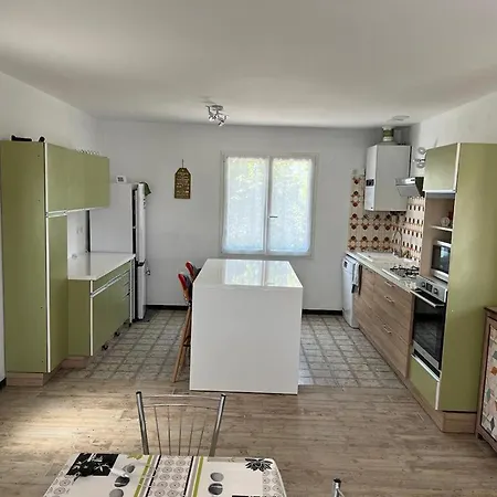 La Maison Pop
